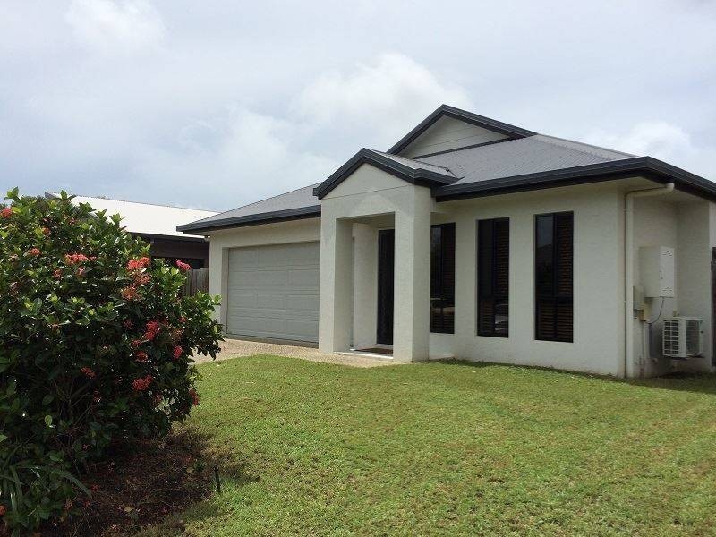 10 Liontown Way, Trinity Park QLD 4879