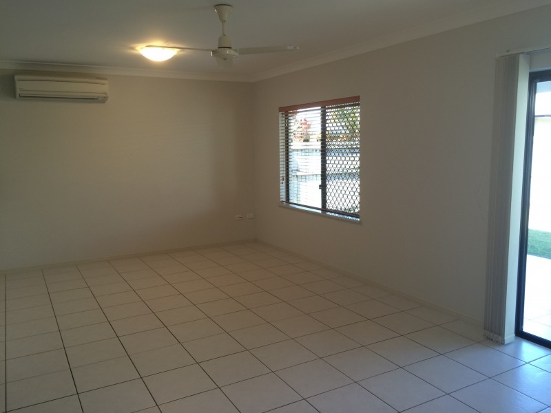 10 Liontown Way, Trinity Park QLD 4879