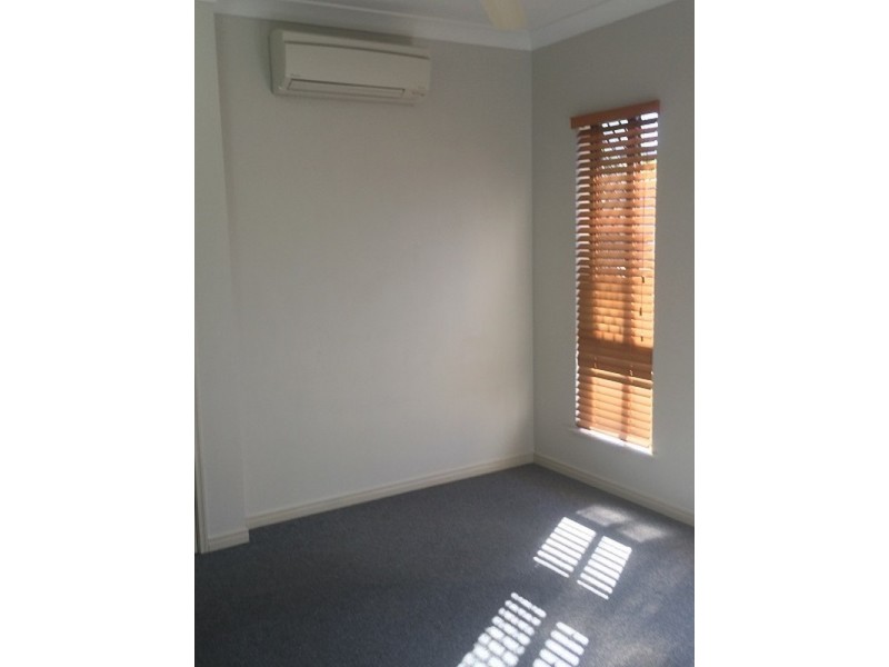 10 Liontown Way, Trinity Park QLD 4879