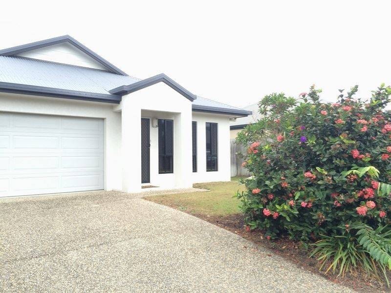 10 Liontown Way, Trinity Park QLD 4879