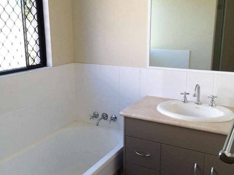 14 Totley Chase, Trinity Park QLD 4879