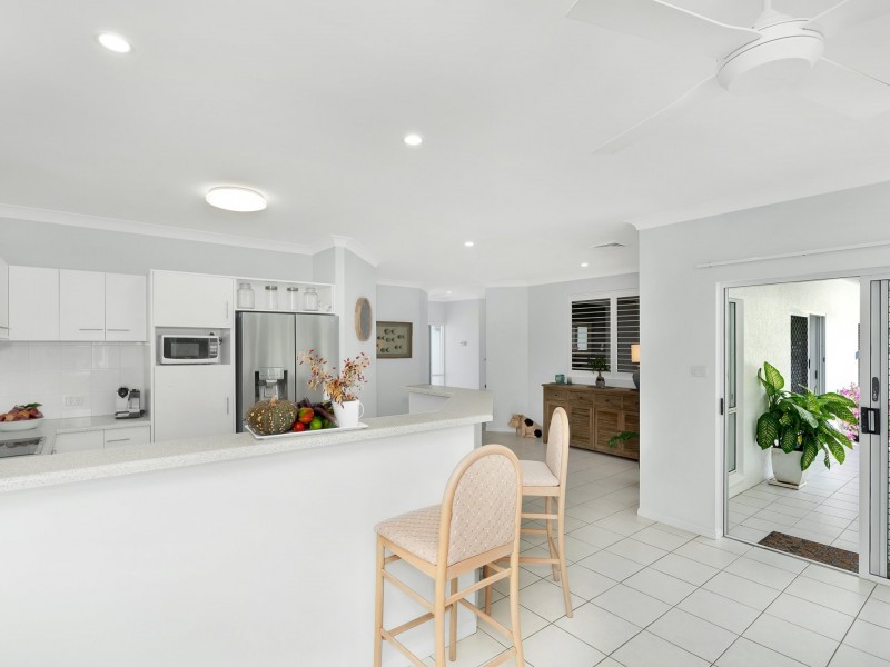 34 Parkinson Ave, Kewarra Beach QLD 4879