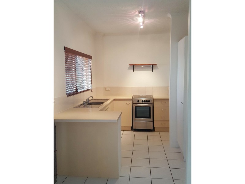 11/16 Rutherford Street, Yorkeys Knob QLD 4878