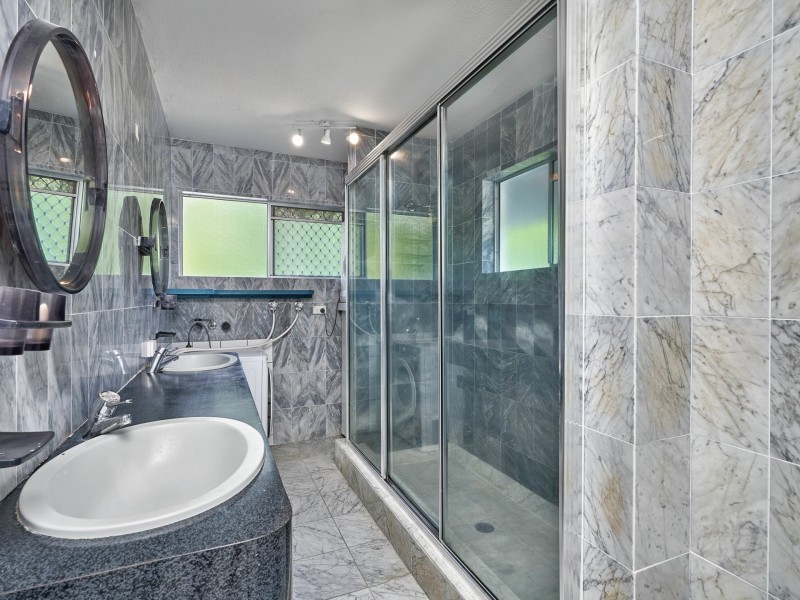 6/57 Sims Esplanade, Yorkeys Knob QLD 4878