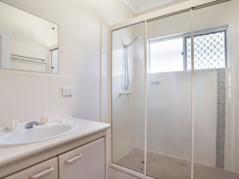 15 Lamb Street, Smithfield QLD 4878