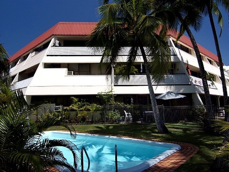 1/35 Sims Esplanade, Yorkeys Knob QLD 4878