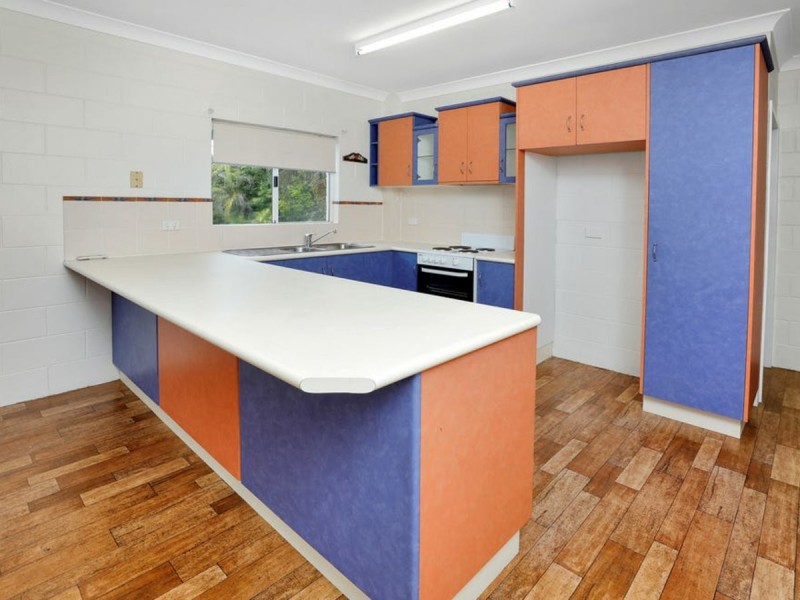 11/527 Varley Street, Yorkeys Knob QLD 4878