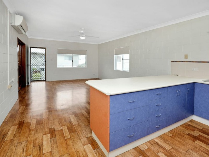 11/527 Varley Street, Yorkeys Knob QLD 4878