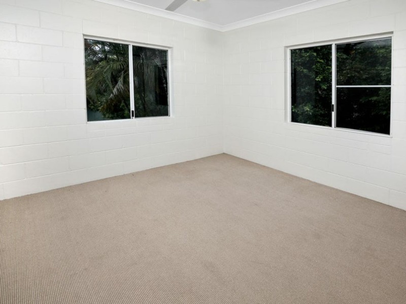 11/527 Varley Street, Yorkeys Knob QLD 4878
