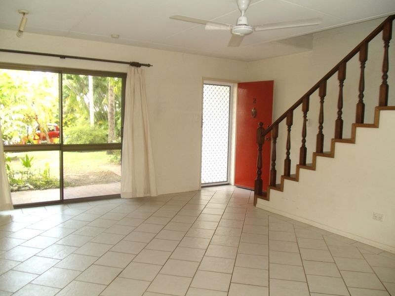 2/546 Varley Street, Yorkeys Knob QLD 4878