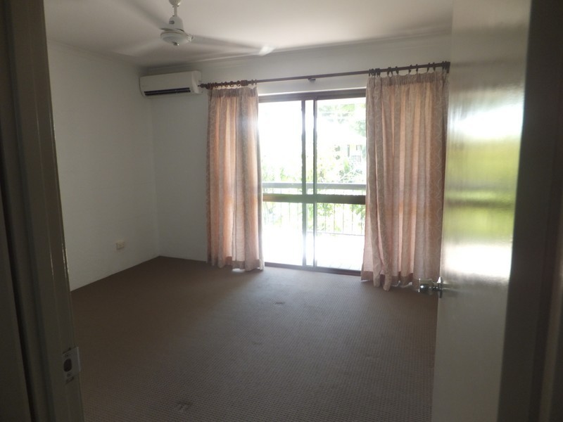 2/546 Varley Street, Yorkeys Knob QLD 4878