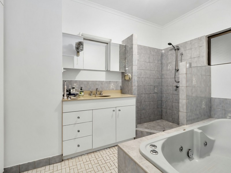16 Janett Street, Yorkeys Knob QLD 4878