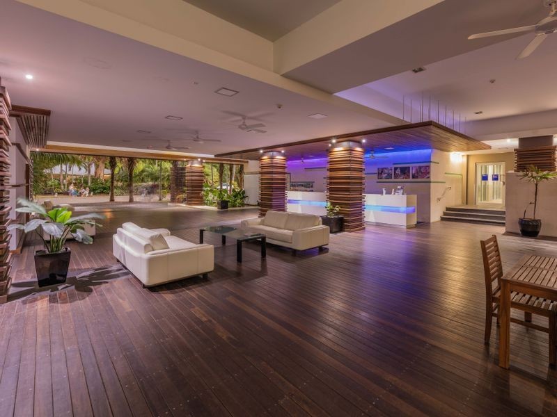 Apartment 3208/41 Williams Esplanade, Palm Cove QLD 4879