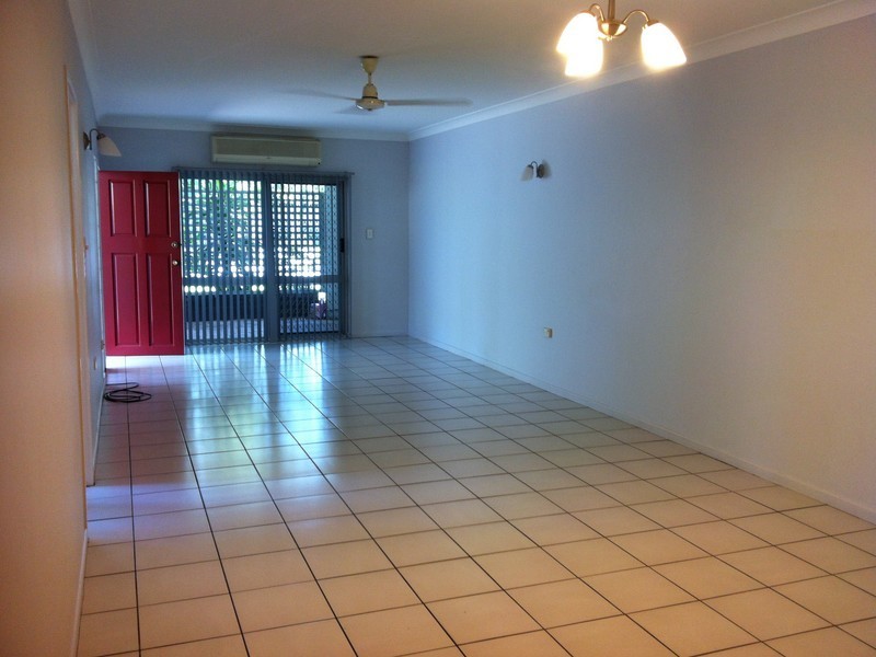 2/42 Johnson Street, Yorkeys Knob QLD 4878