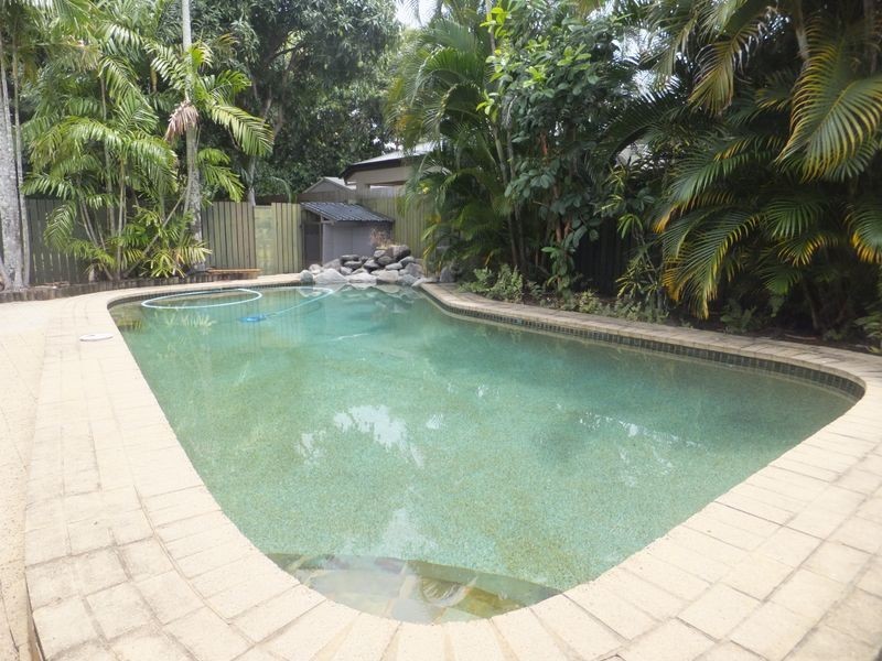 2 Narelle Close, Yorkeys Knob QLD 4878
