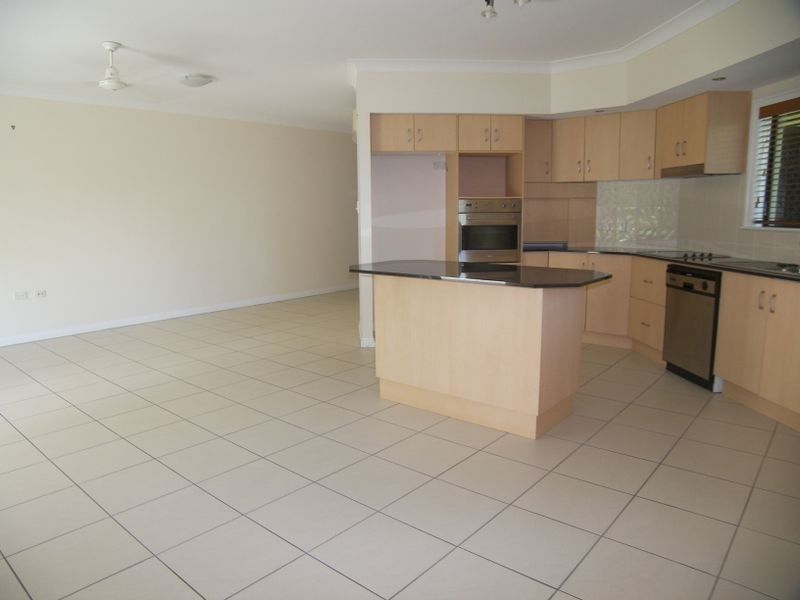 Unit 6/69 Sims Esplanade, Yorkeys Knob QLD 4878
