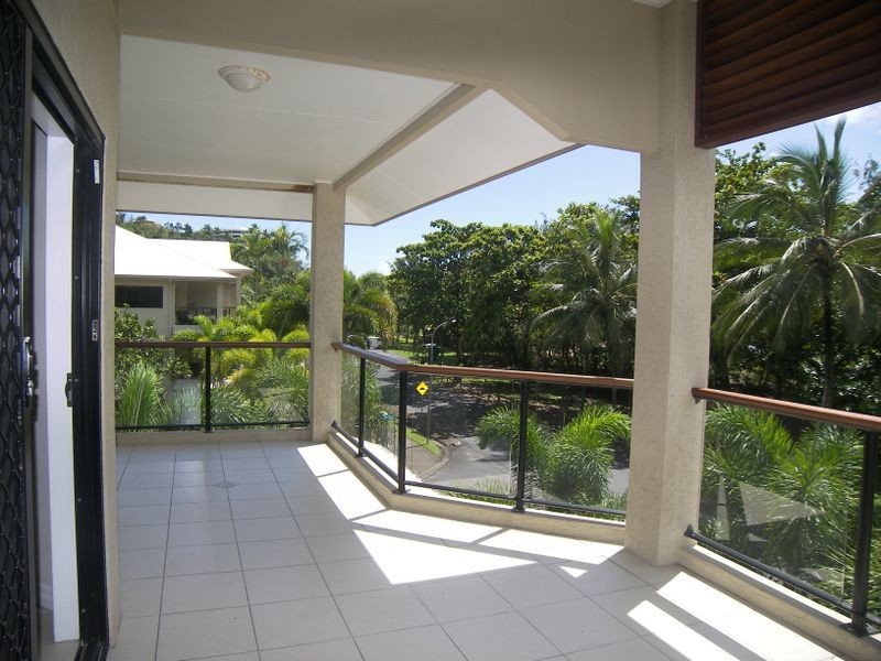 Unit 6/69 Sims Esplanade, Yorkeys Knob QLD 4878