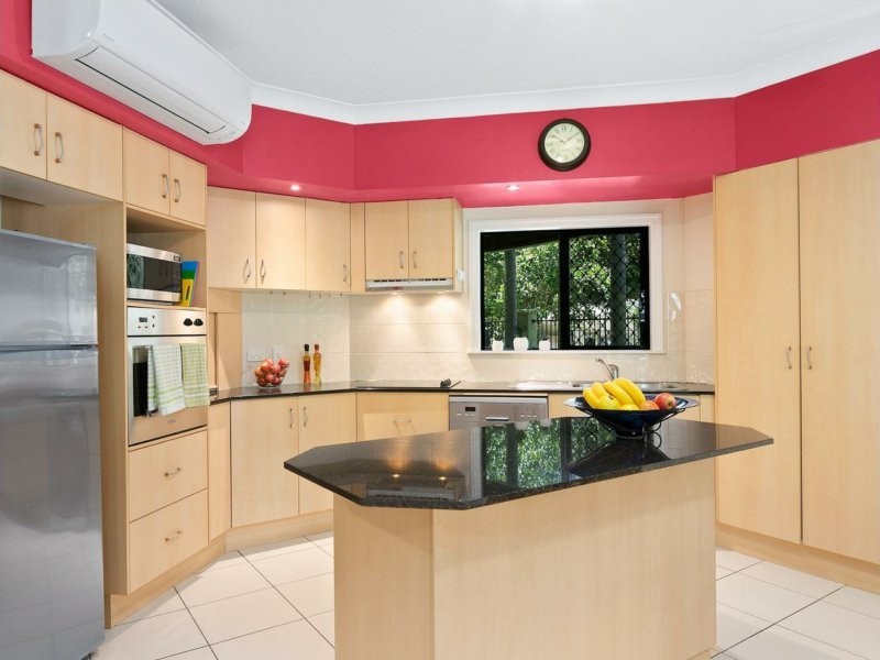 2/69 Sims Esplanade, Yorkeys Knob QLD 4878