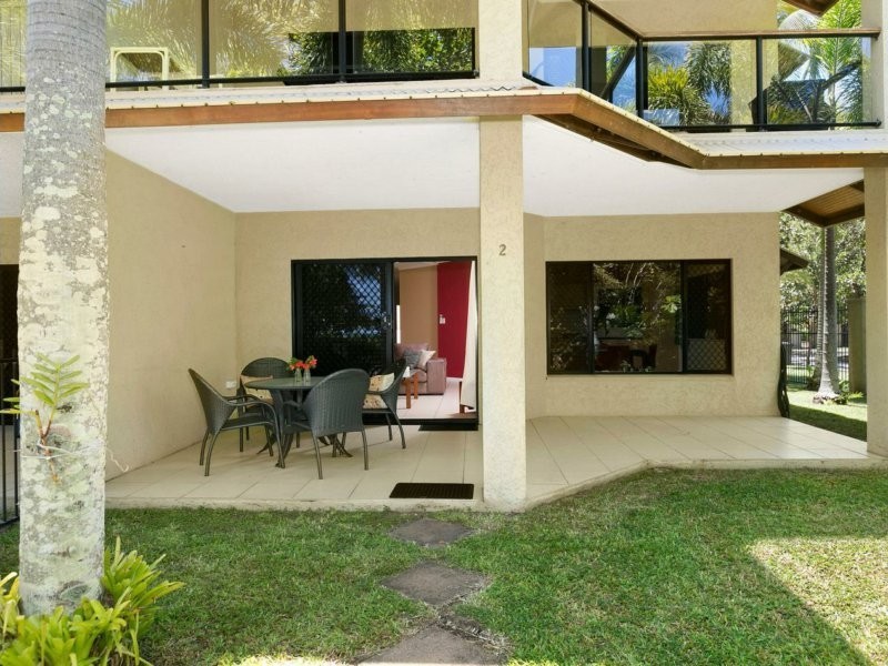 2/69 Sims Esplanade, Yorkeys Knob QLD 4878