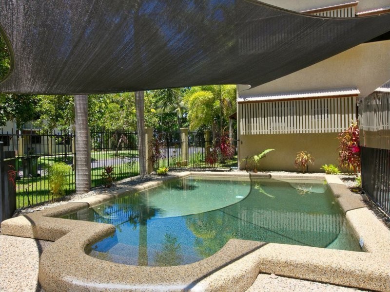 2/69 Sims Esplanade, Yorkeys Knob QLD 4878