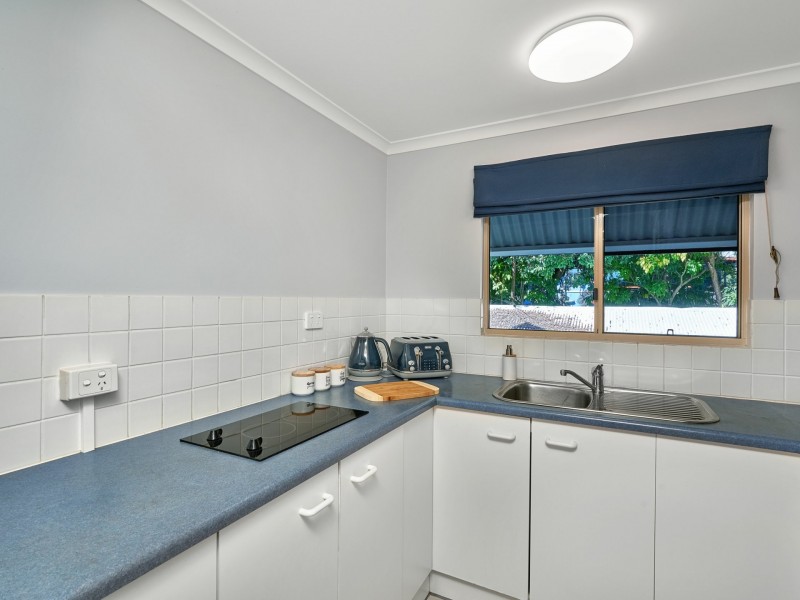 Unit 5/129 Oleander Street, Holloways Beach QLD 4878