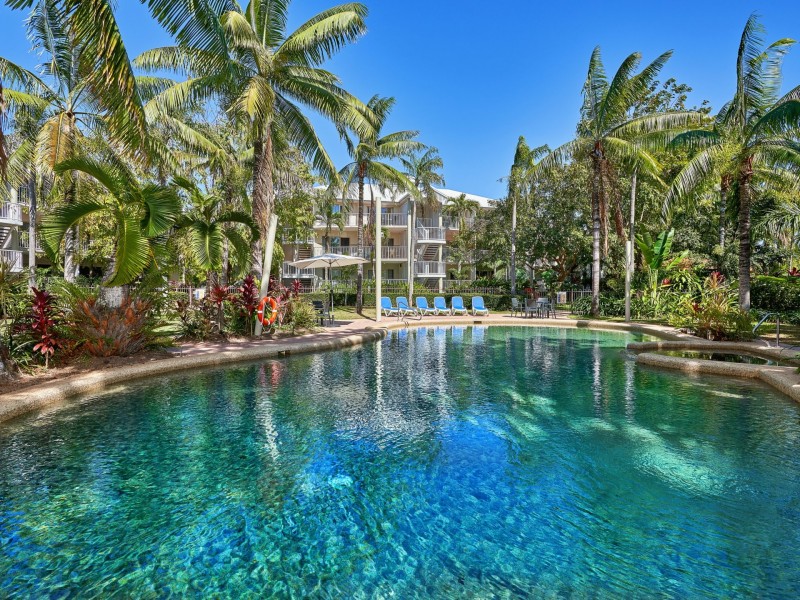 Unit 5/129 Oleander Street, Holloways Beach QLD 4878