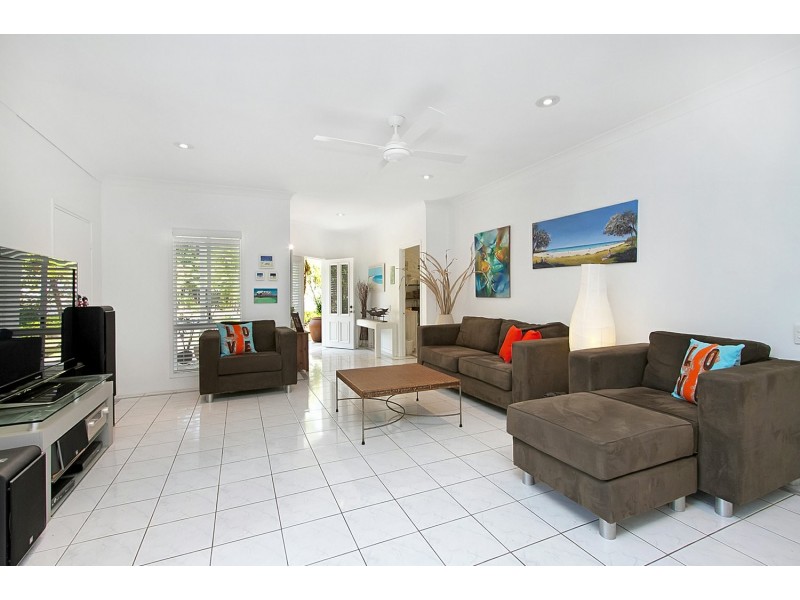 44 Satellite Street, Clifton Beach QLD 4879