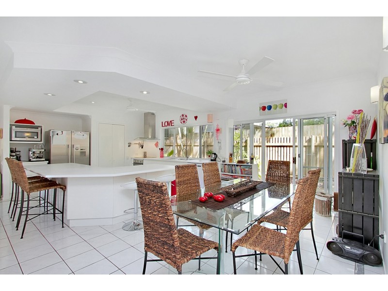 44 Satellite Street, Clifton Beach QLD 4879
