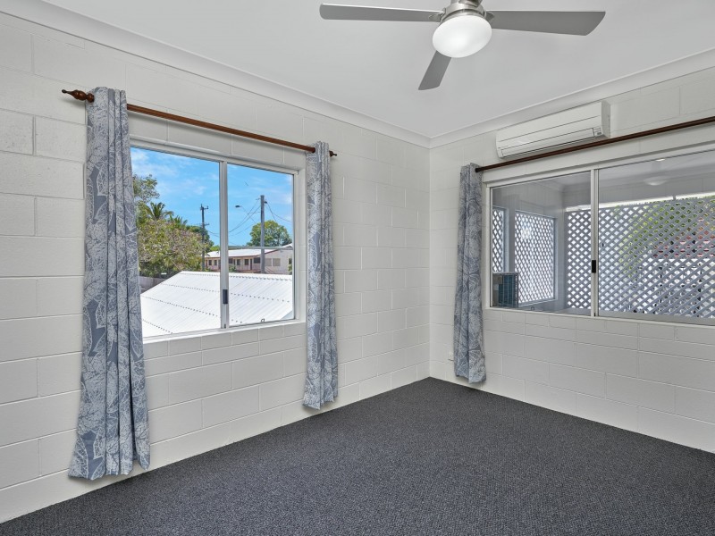 4/499 Varley St, Yorkeys Knob QLD 4878