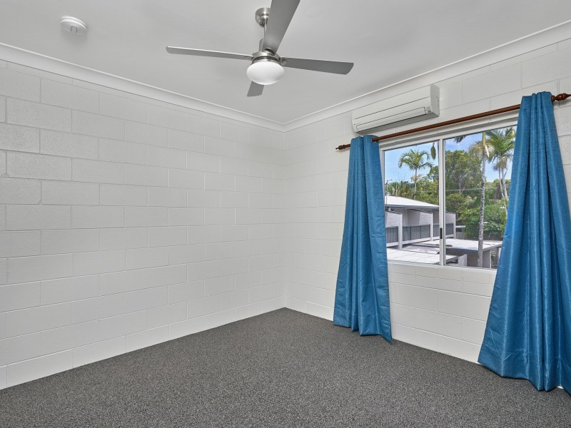 4/499 Varley St, Yorkeys Knob QLD 4878