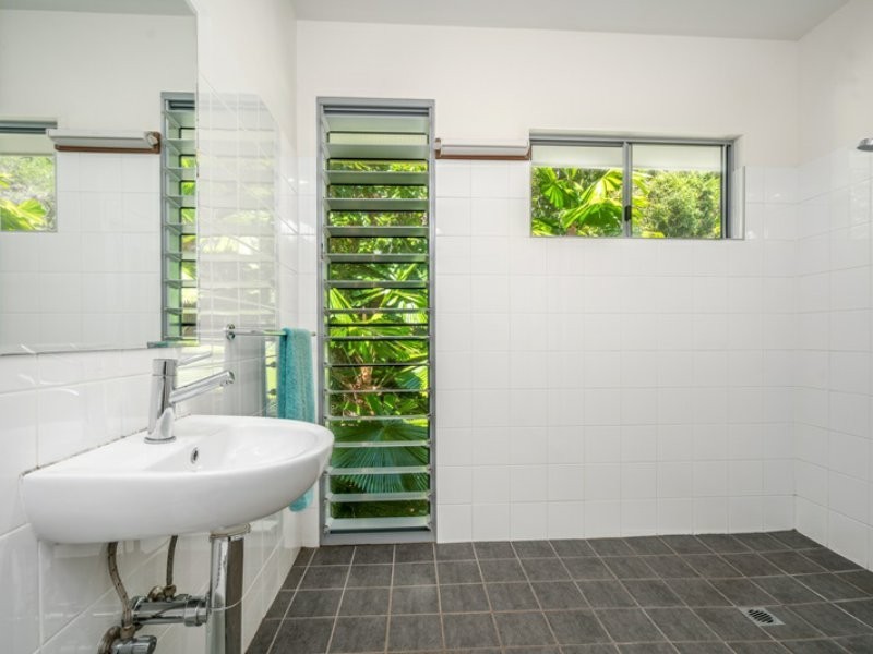 9 Greendale Court, Jubilee Heights QLD 4860