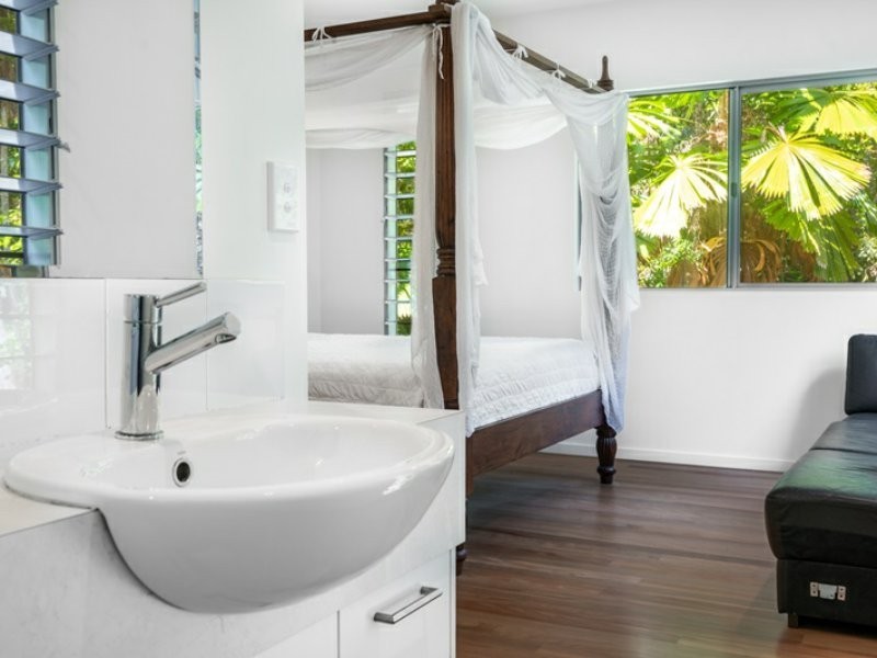 9 Greendale Court, Jubilee Heights QLD 4860