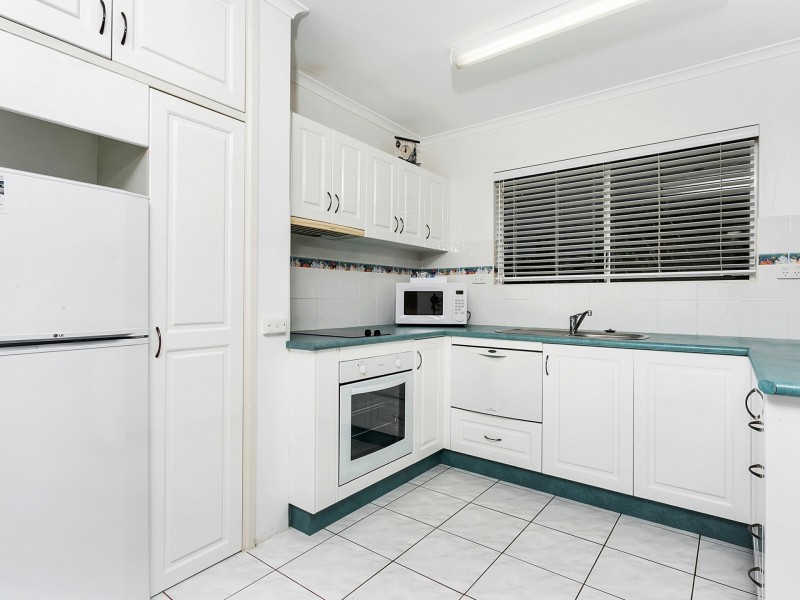 Apartment 5/69-73 Arlington Esplanade, Clifton Beach QLD 4879