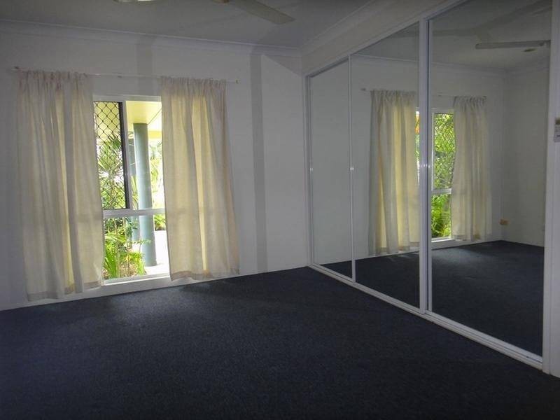 2 Whale Close, Kewarra Beach QLD 4879