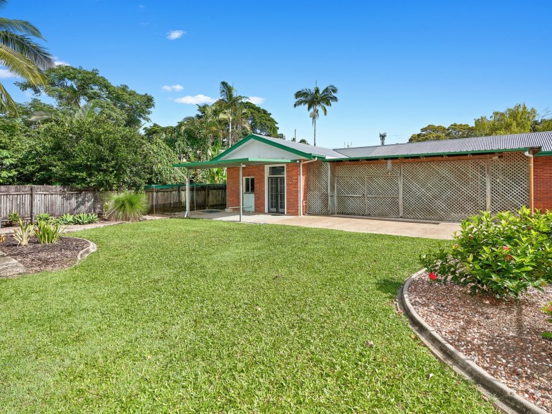 99 Kamerunga Road, Stratford QLD 4870