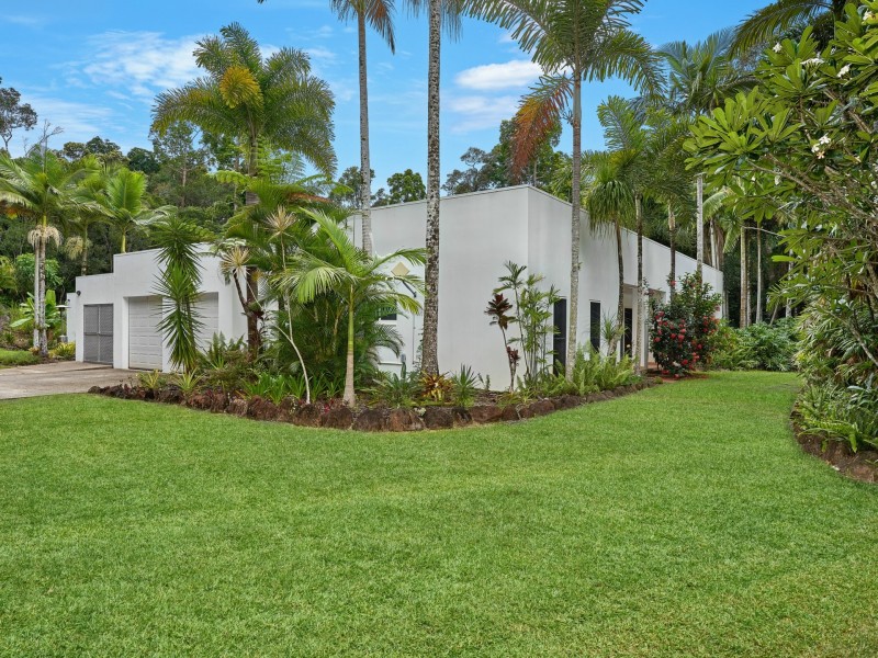 364 Ganyan Drive, Speewah QLD 4881