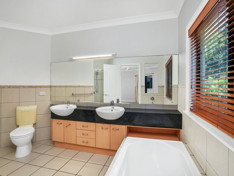 5/73 Sims Esplanade, Yorkeys Knob QLD 4878