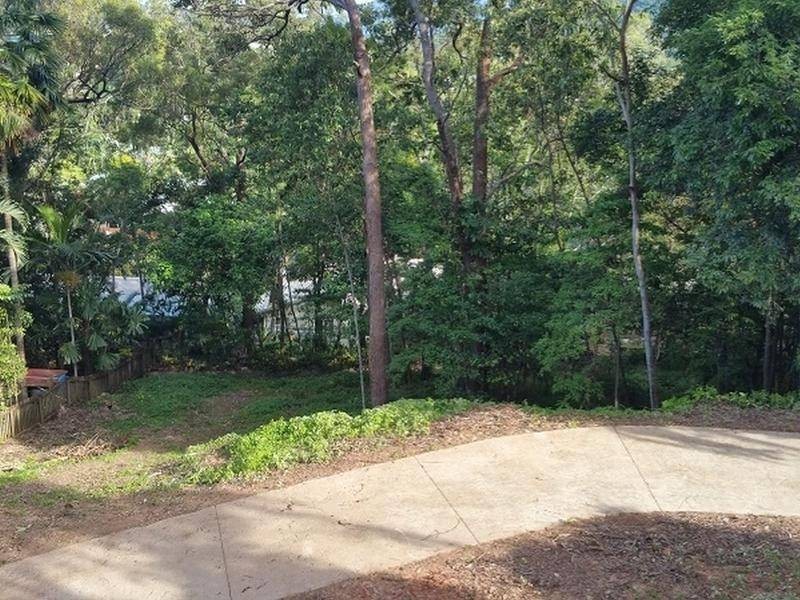 11 Darkin Close, Smithfield QLD 4878