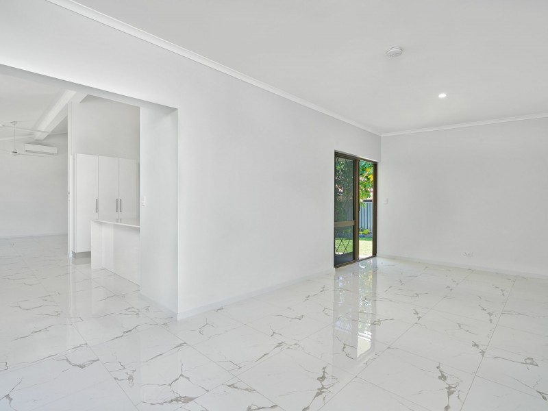 6 Ribbon Close, Clifton Beach QLD 4879