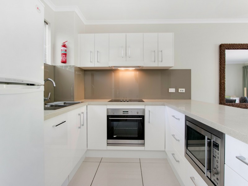 Apartment 214/305-341 Coral Coast Drive, Palm Cove QLD 4879