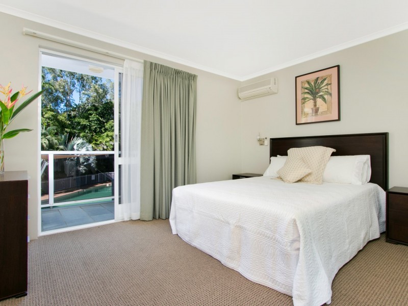 Apartment 214/305-341 Coral Coast Drive, Palm Cove QLD 4879