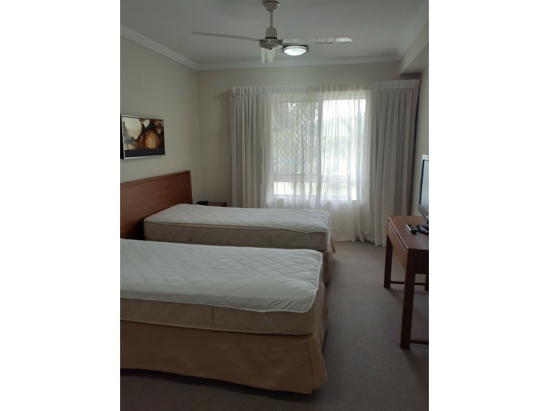 1 BEDROOM/57 PARADISE PALMS, Kewarra Beach QLD 4879