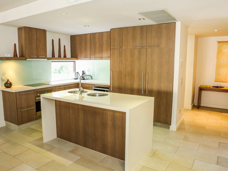 220-221/5 Triton St, Palm Cove QLD 4879