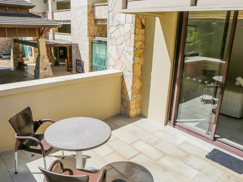 220-221/5 Triton St, Palm Cove QLD 4879