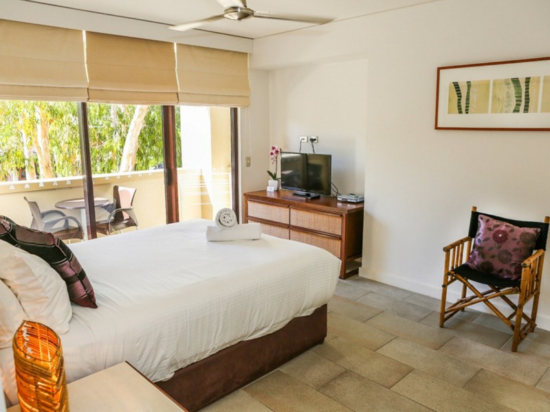 313/5 Triton St, Palm Cove QLD 4879