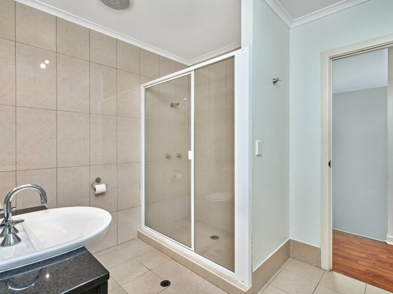 2/15 Amphora St, Palm Cove QLD 4879