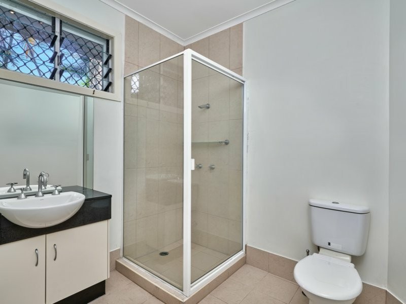 2/15 Amphora St, Palm Cove QLD 4879