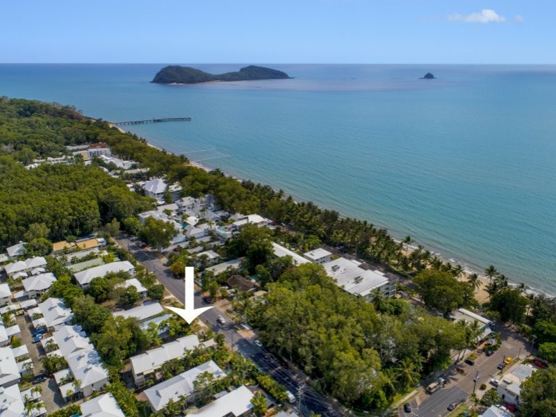 2/15 Amphora St, Palm Cove QLD 4879