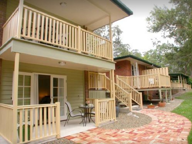 16 Nicolle Court, Mooloolah Valley QLD 4553