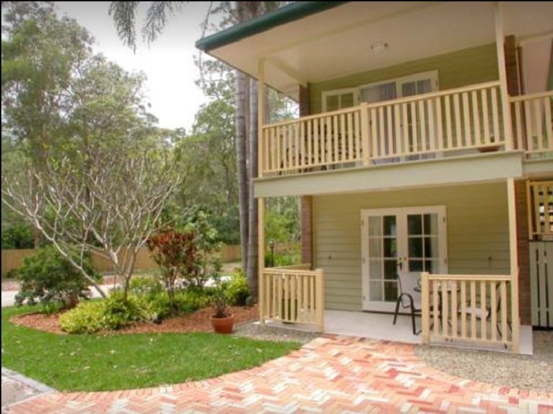 16 Nicolle Court, Mooloolah Valley QLD 4553